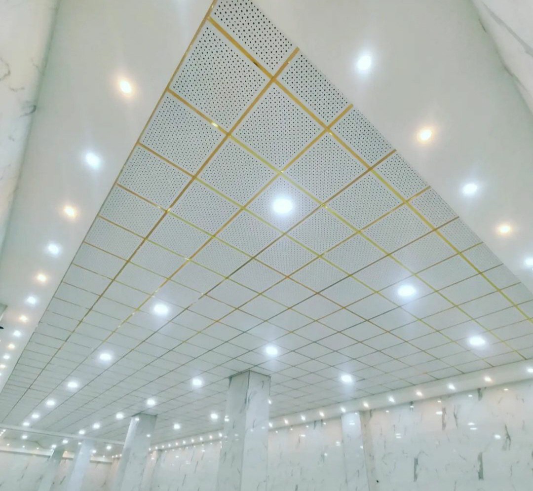 سقف کاذب تایل گچی پانچ‌دار ای جی وی و سازه کلیک