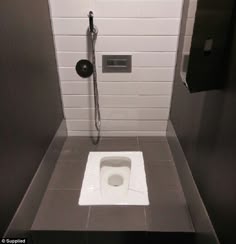 قیمت سنگ توالت ایرانی یا شرقی و انواع مدل های آن